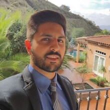 Aren Isakhanian