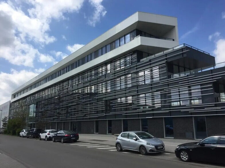 Bureau dans Lille à louer - Photo de l’immeuble – Image 1 sur 20