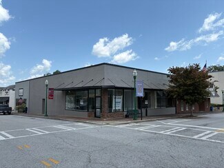 Plus de détails pour 11 E Doyle St, Toccoa, GA - Local commercial à louer