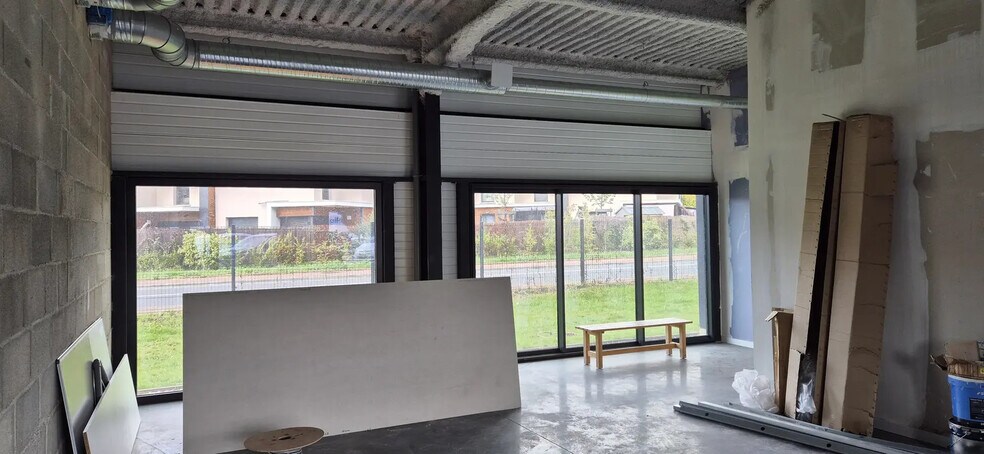 Bureau dans Chazay-d'Azergues à louer - Photo de l’immeuble – Image 3 sur 5