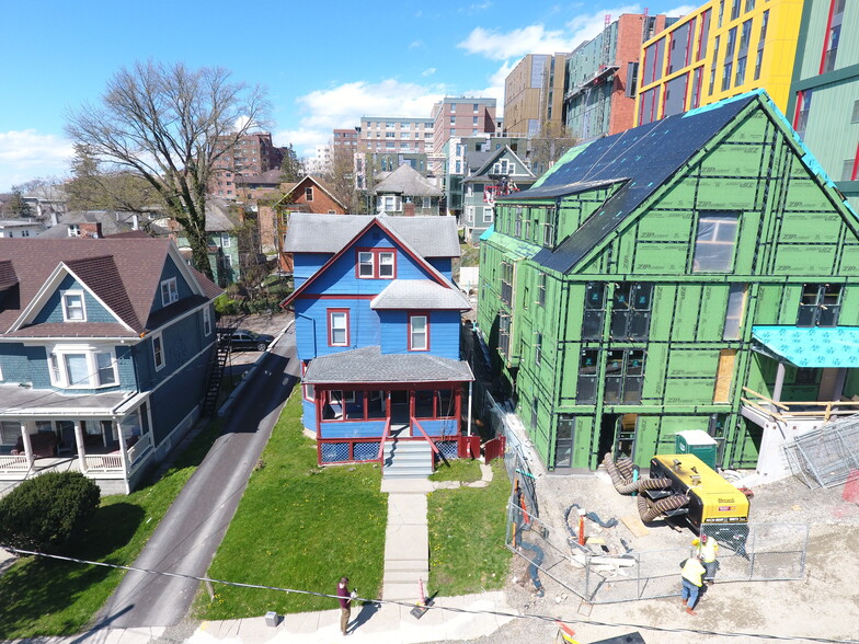 116 Cook St, Ithaca, NY à vendre - Photo de l’immeuble – Image 2 sur 32
