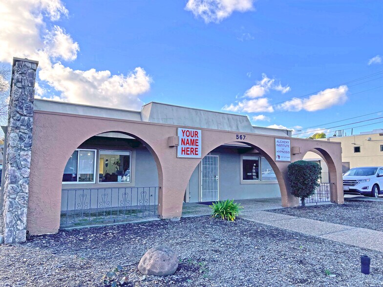 531 Summerfield Rd, Santa Rosa, CA à louer - Photo de l’immeuble – Image 3 sur 4