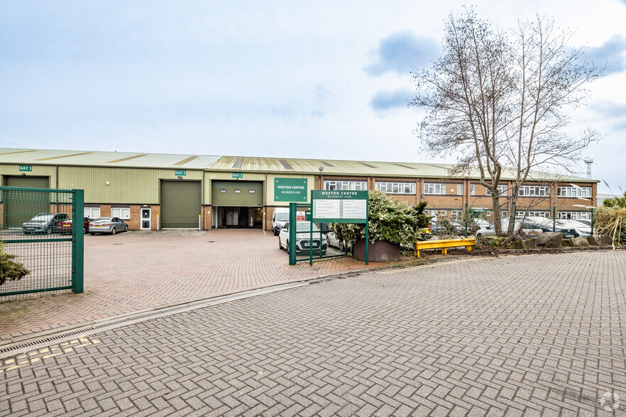 Weston Rd, Crewe à louer - Photo principale – Image 1 sur 2