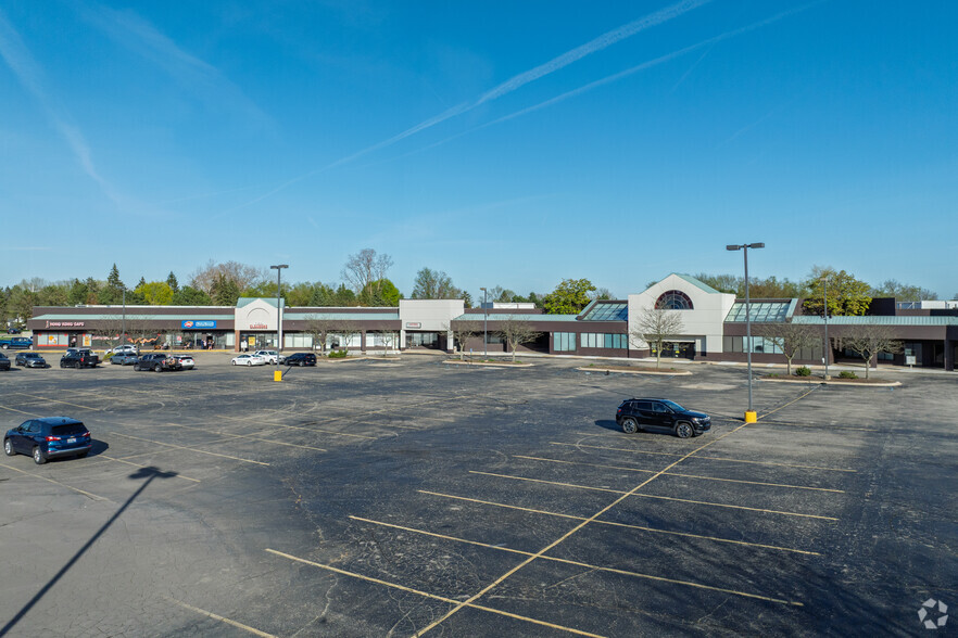 54728-54808 Shelby Rd, Utica, MI à louer - Photo principale – Image 1 sur 1