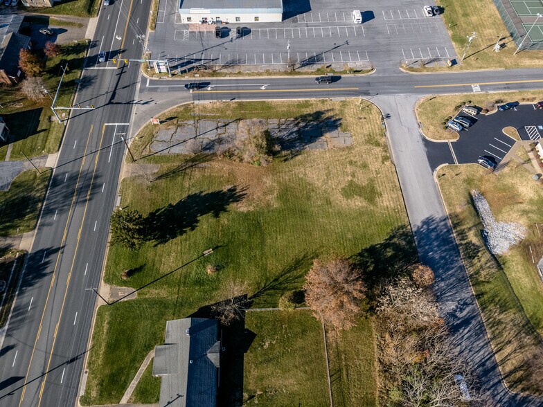 3318 Stuarts Draft Hwy, Stuarts Draft, VA à vendre - Photo de l’immeuble – Image 2 sur 29