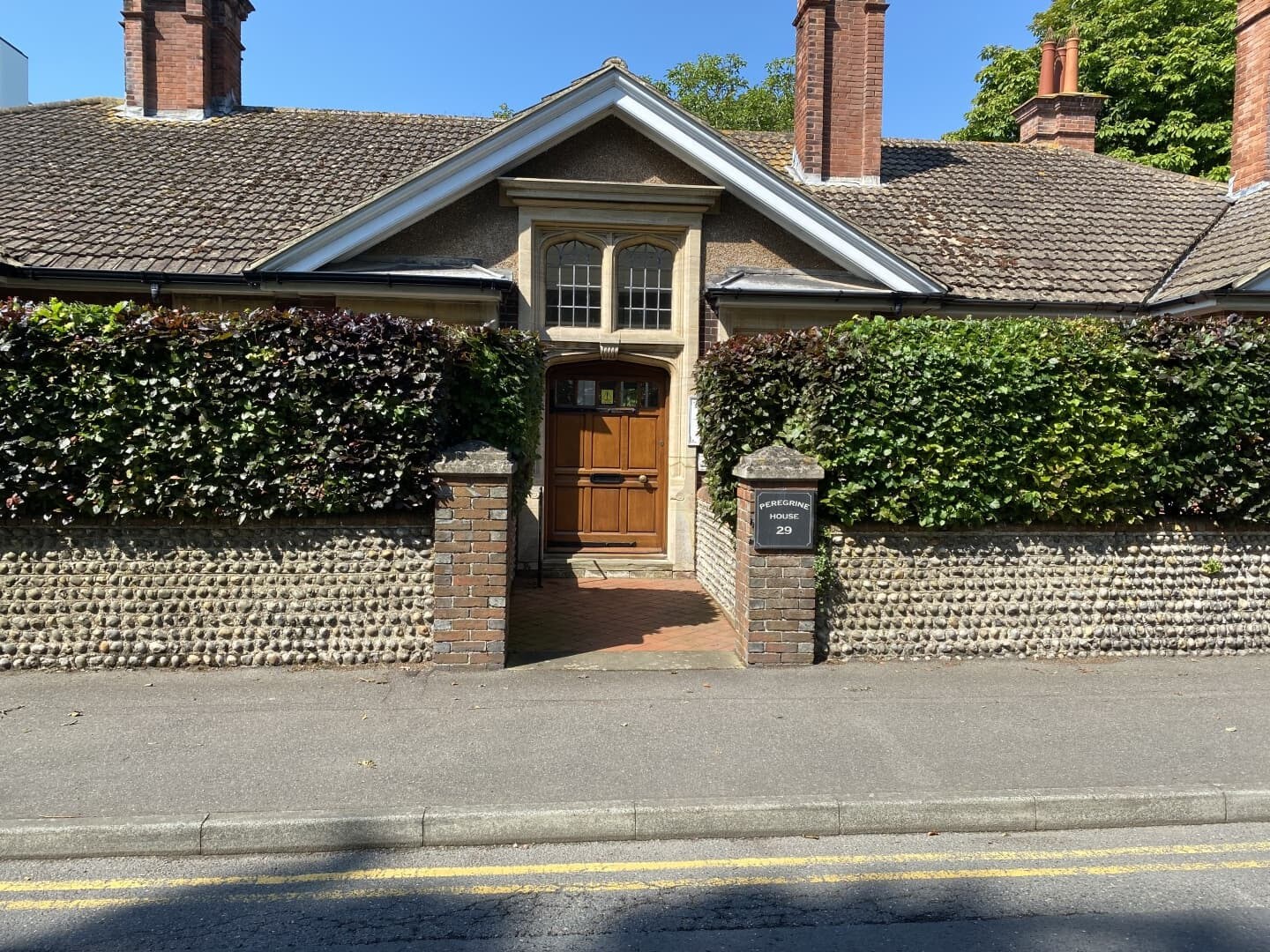 29 Compton Place Rd, Eastbourne à louer Photo de l’immeuble– Image 1 sur 17