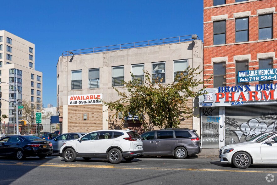441 E Tremont Ave, Bronx, NY à louer - Photo de l’immeuble – Image 2 sur 3