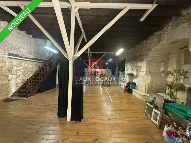 Plus de détails pour Local commercial à vendre