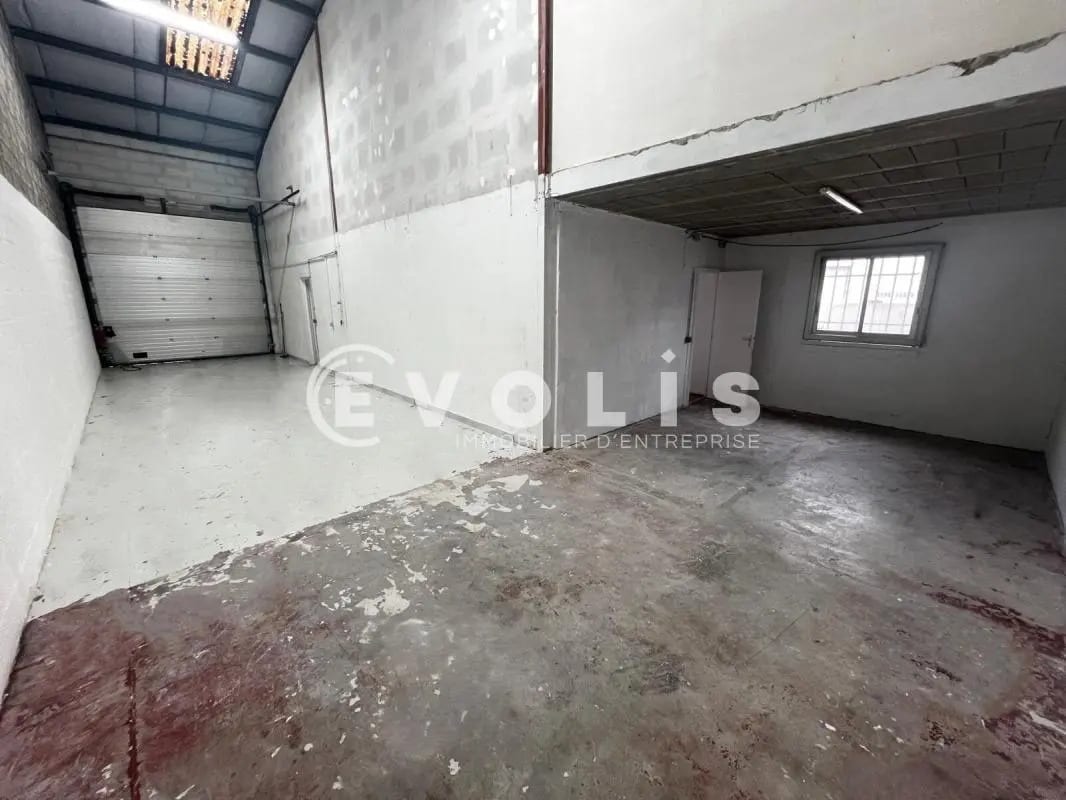 Local d’activités dans Lisses à louer Photo intérieure– Image 1 sur 10