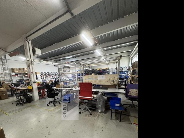 Industriel/Logistique dans Ivry-sur-Seine à louer - Photo intérieure – Image 3 sur 7