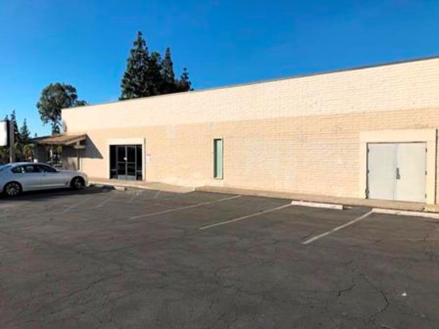 5350 Olive St, Montclair, CA à louer - Photo de l’immeuble – Image 3 sur 8