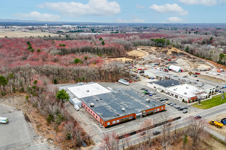 755 New Ludlow Rd, South Hadley, MA à vendre - Photo de l’immeuble – Image 3 sur 49