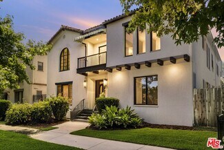 Plus de détails pour 351 N Orange Grove Ave, Los Angeles, CA - Logement à vendre