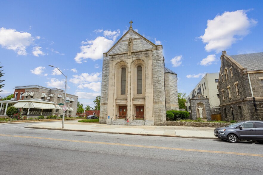 901 Poplar Grove St, Baltimore, MD à vendre - Photo de l’immeuble – Image 3 sur 4