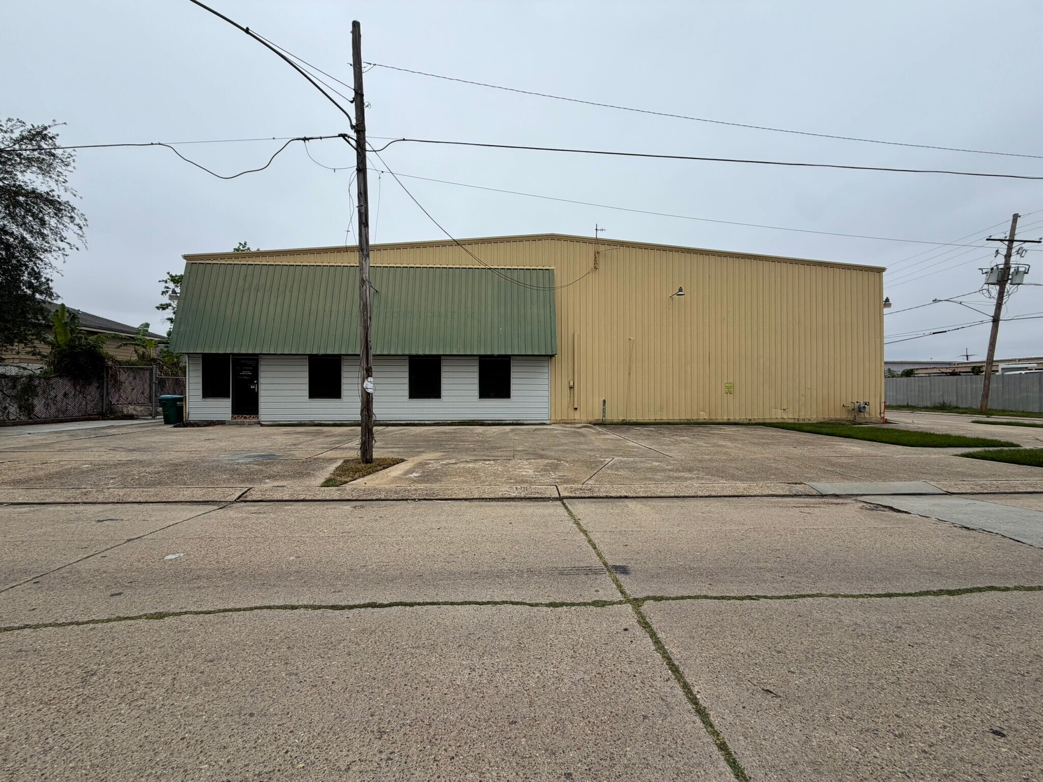 1212 27th St, Kenner, LA à louer Photo de l’immeuble– Image 1 sur 4