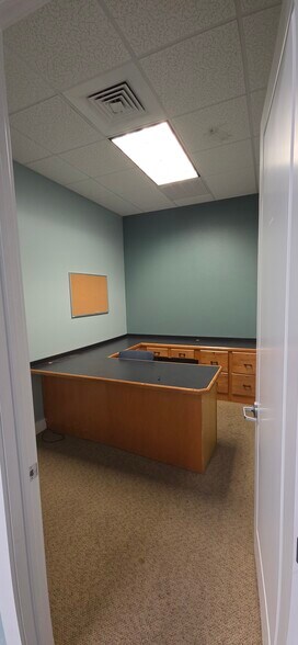 13830 Jetport Commerce Pky, Fort Myers, FL à louer - Photo de l’immeuble – Image 2 sur 27
