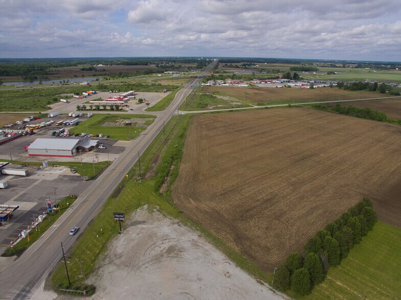 5771 S County Rd 125 W, New Castle, IN à vendre - Photo de l’immeuble – Image 3 sur 13