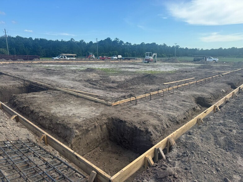 105 Capitol Dr, Rincon, GA à louer - Photo de l’immeuble – Image 3 sur 10