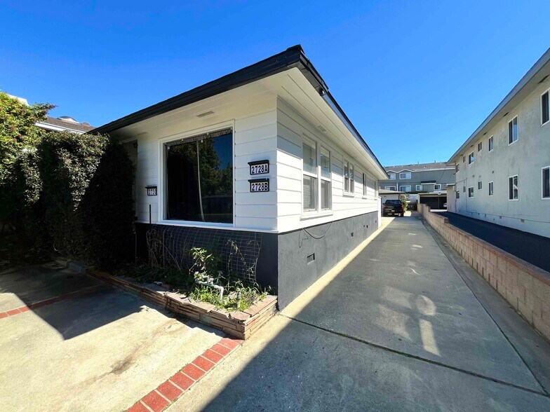 2730 Arlington Ave, Torrance, CA à vendre - Photo de l’immeuble – Image 1 sur 7