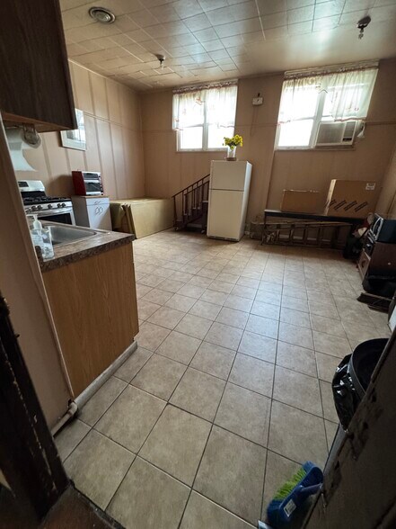 219 Buffalo Ave, Brooklyn, NY à vendre - Photo de l’immeuble – Image 3 sur 6