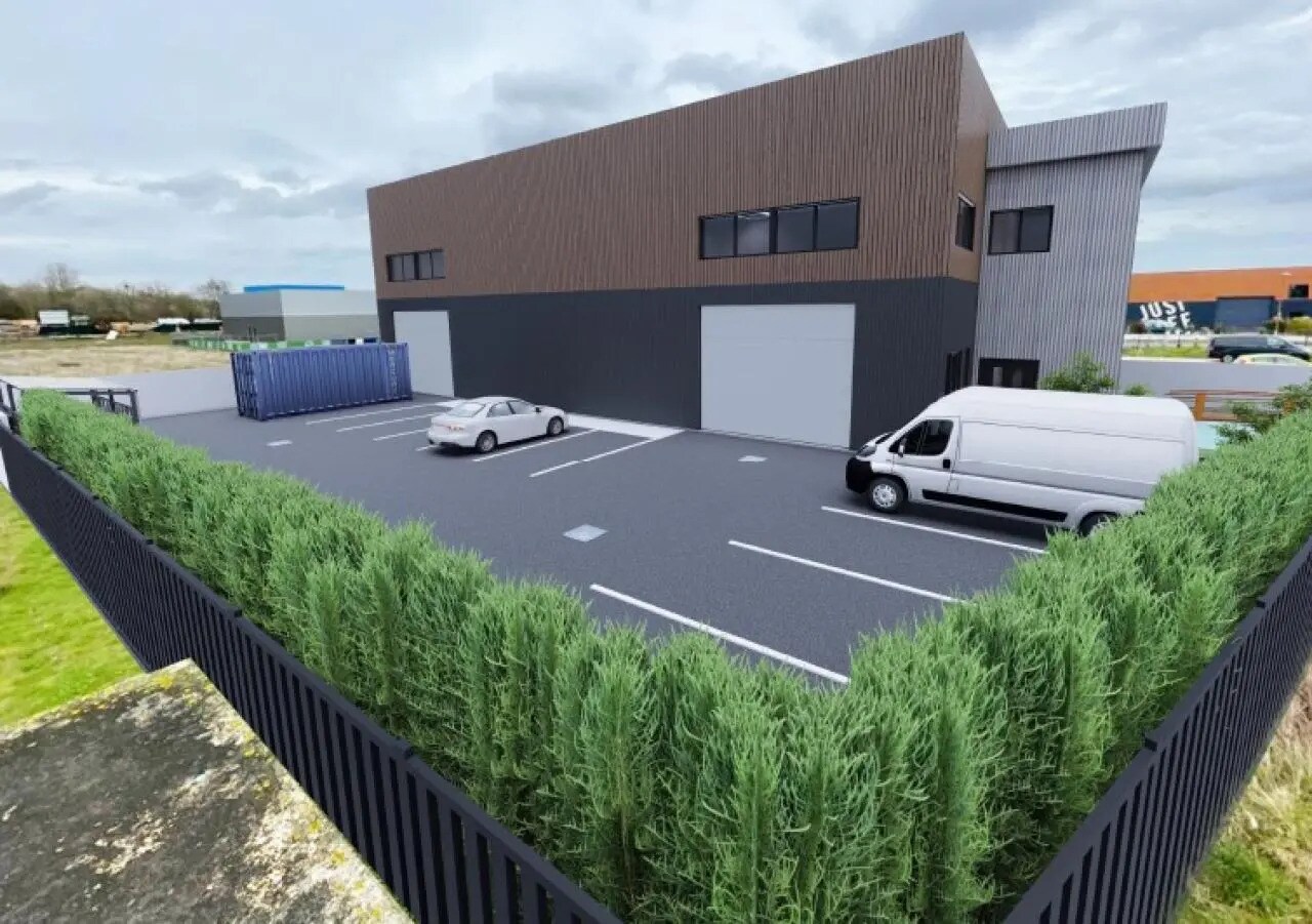 Local d'activités dans Saint-Germain-Laxis à vendre Photo de l’immeuble– Image 1 sur 3