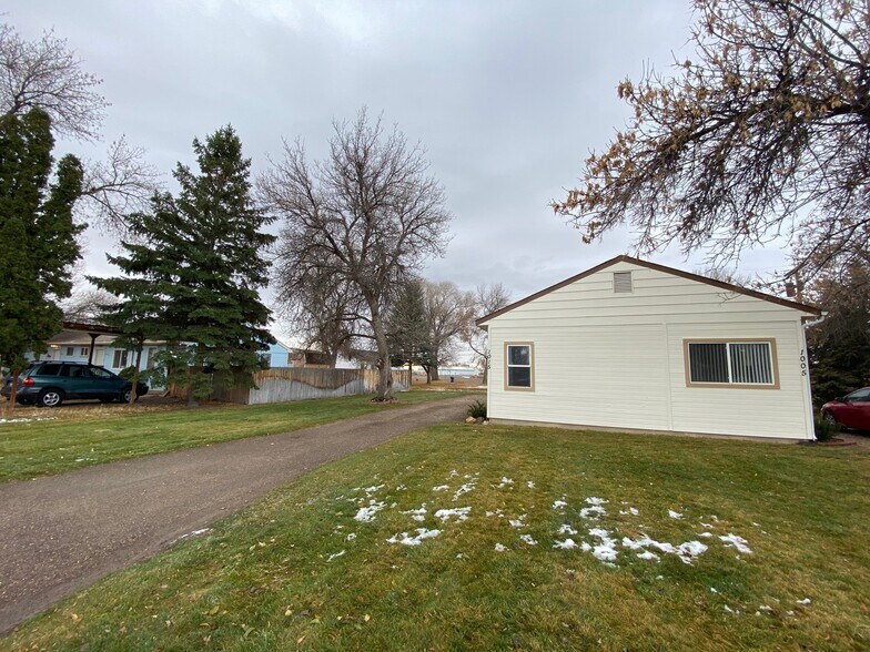 910 E 9th N, Mountain Home, ID à vendre - Photo de l’immeuble – Image 3 sur 7