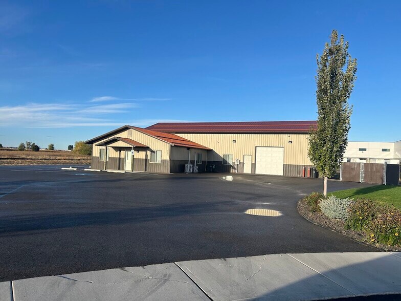 1622 S Williams Ln, Spokane, WA à louer - Photo de l’immeuble – Image 2 sur 12