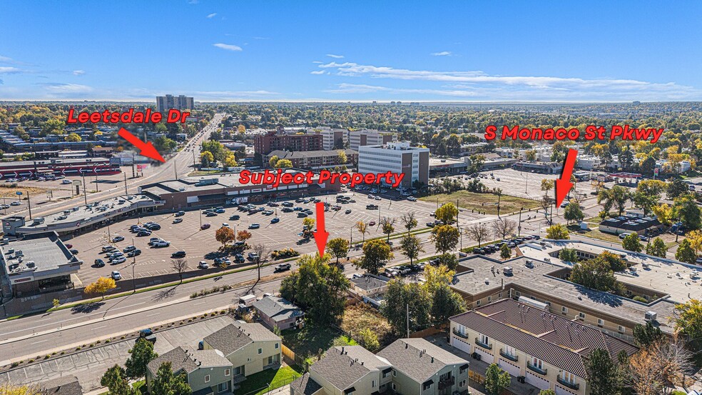 833 S Monaco Pky, Denver, CO à vendre - Photo de l’immeuble – Image 2 sur 4