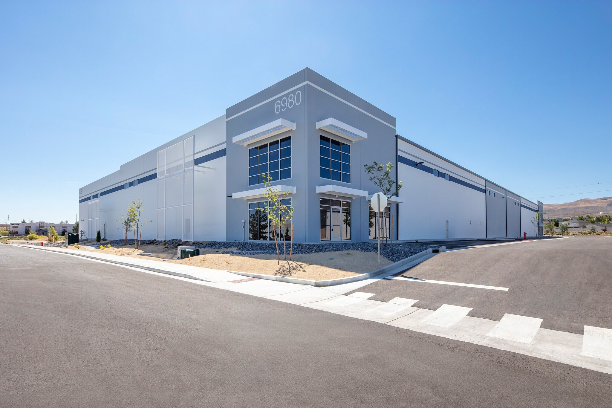6980 Resource Dr, Reno, NV à louer Photo principale– Image 1 sur 11