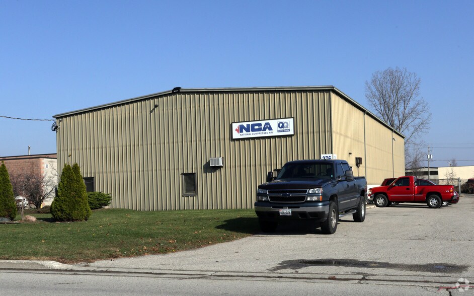 376 Sovereign Rd, London, ON à louer - Photo principale – Image 1 sur 3