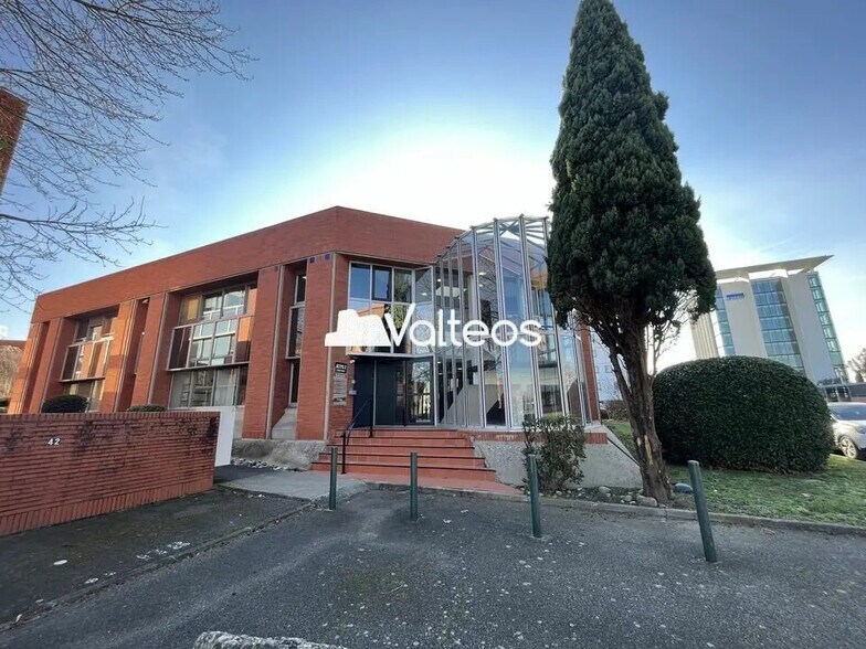 221 Rue Carmin, Labège à louer - Photo de l’immeuble – Image 1 sur 4