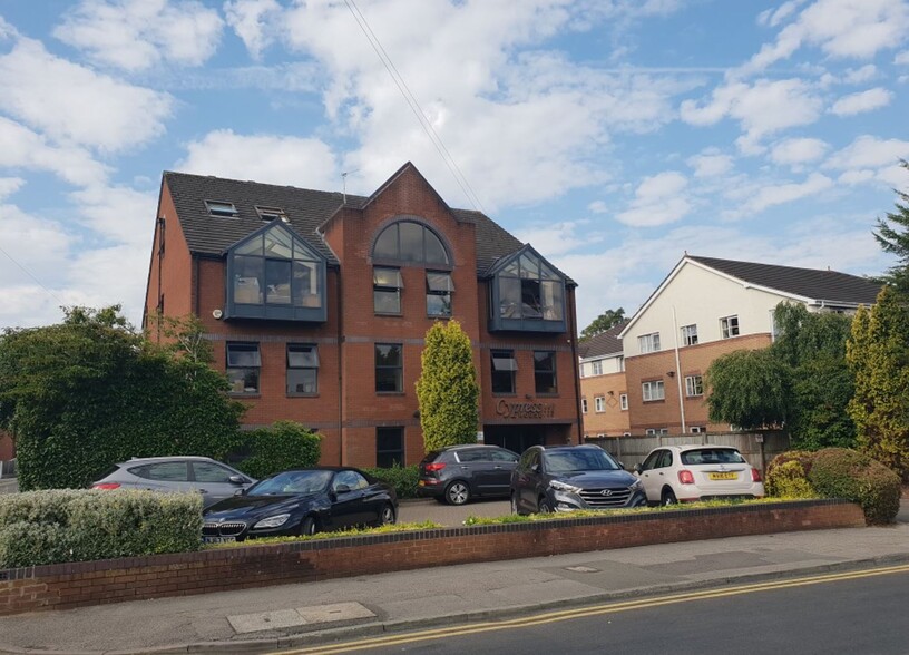 3 Grove Ave, Wilmslow à louer - Photo de l’immeuble – Image 3 sur 3