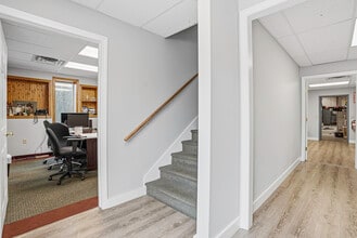 174 Davis St, Douglas, MA à louer Photo intérieure– Image 1 sur 11