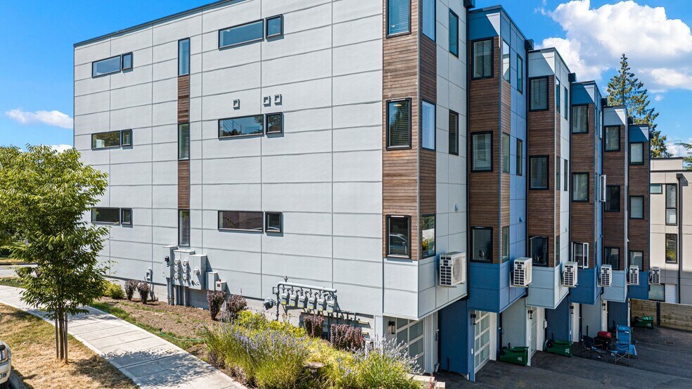 4270 NE 50th St, Seattle, WA à vendre - Photo de l’immeuble – Image 3 sur 29