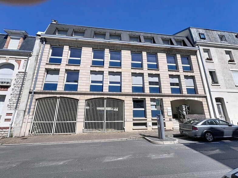 Bureau dans Reims à louer - Photo de l’immeuble – Image 2 sur 11