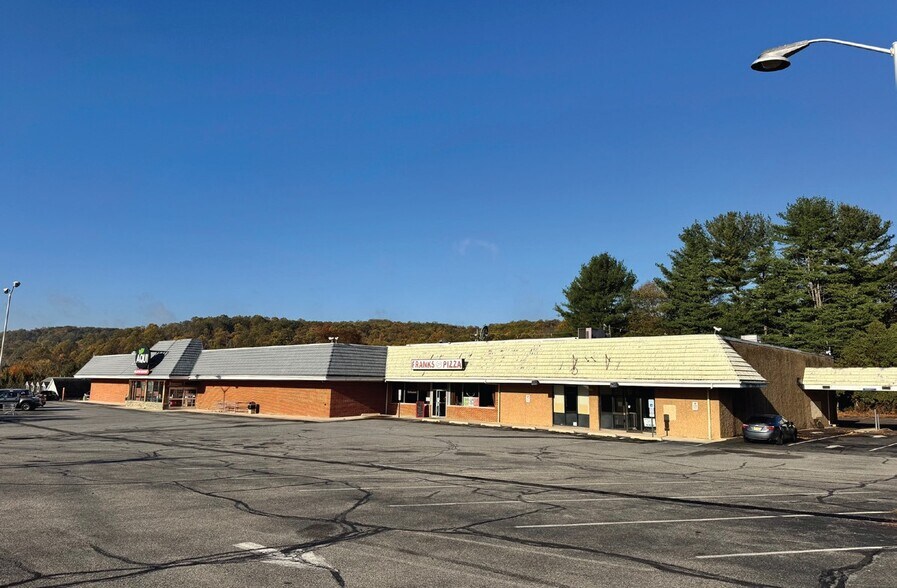 431 County Road 513, Califon, NJ à louer - Photo de l’immeuble – Image 3 sur 3