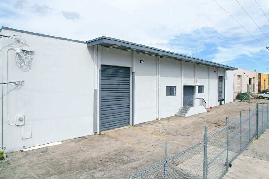 507 W 17th St, Hialeah, FL à vendre - Photo de l’immeuble – Image 3 sur 6