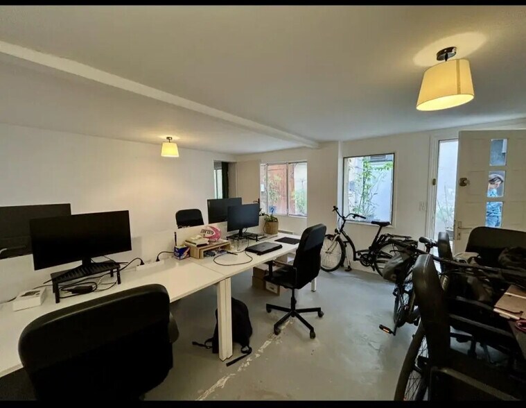Bureau dans Paris à louer - Photo de l’immeuble – Image 2 sur 5