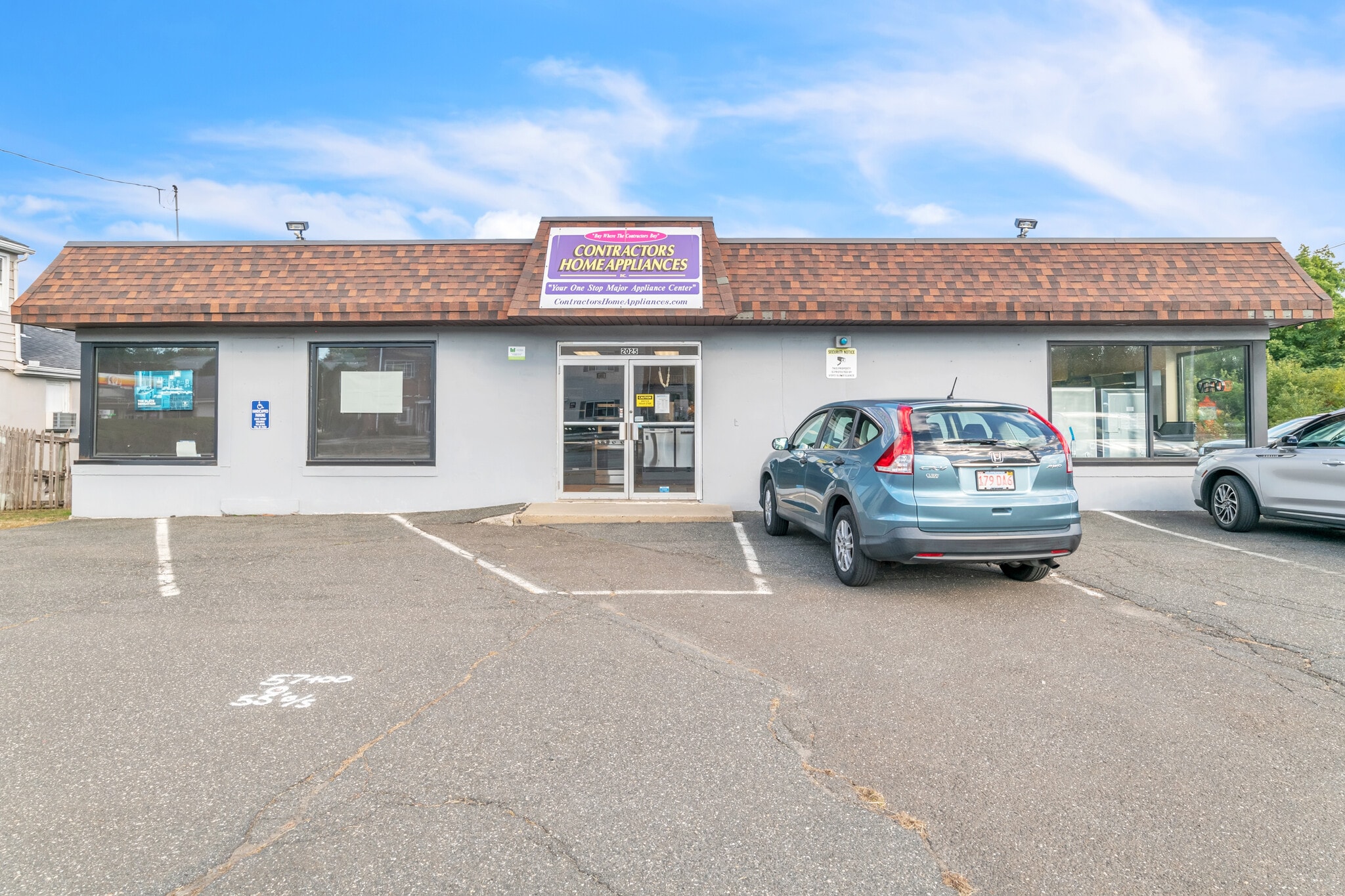 2001-2025 Riverdale St, West Springfield, MA à vendre Photo de l’immeuble– Image 1 sur 11