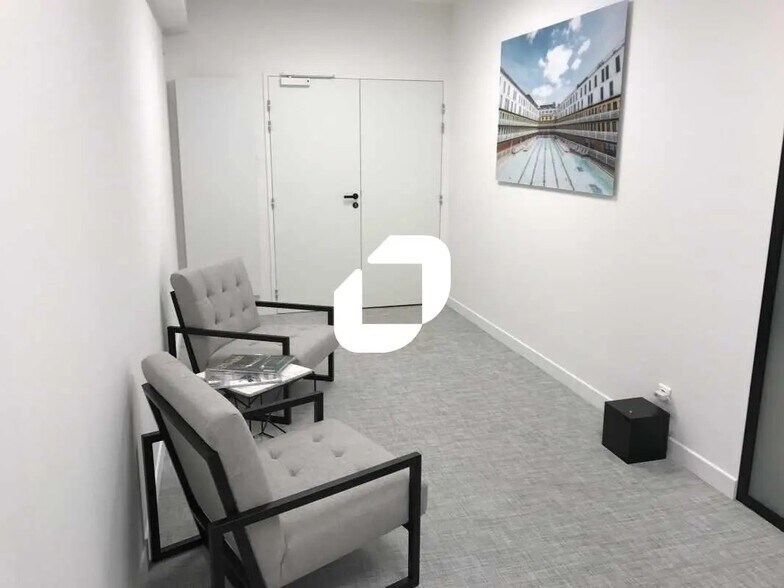 Bureau dans Paris à louer - Photo de l’immeuble – Image 2 sur 13