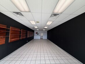 1462-1470 N State St, Orem, UT à louer Photo intérieure– Image 2 sur 8