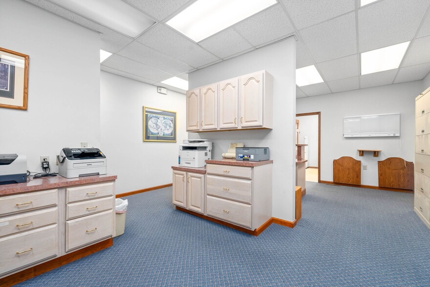 390 W 17th St, Hopkinsville, KY à vendre - Photo intérieure – Image 3 sur 37