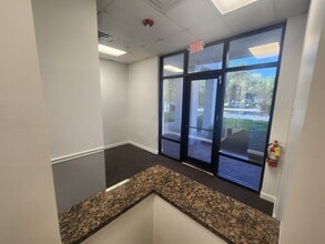 2590 Northbrooke Plaza Dr, Naples, FL à louer Photo intérieure– Image 2 sur 7
