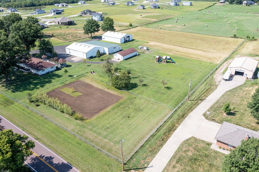 22617 155th St, Basehor, KS à vendre - Photo de l’immeuble – Image 2 sur 18