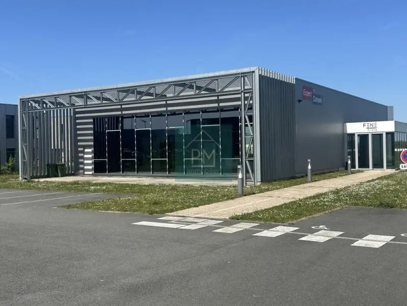Local commercial dans Amiens à louer Photo de l’immeuble– Image 1 sur 11