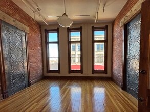 125-137 N Commercial St, Trinidad, CO à louer Photo intérieure– Image 1 sur 3