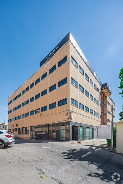 Avenida de la Industria, 32, Alcobendas, Madrid à vendre - Photo de l’immeuble – Image 3 sur 4
