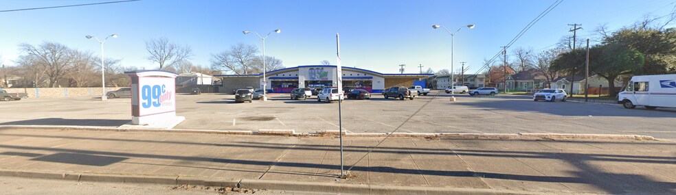 4500 Live Oak St, Dallas, TX à louer - Photo de l’immeuble – Image 2 sur 5