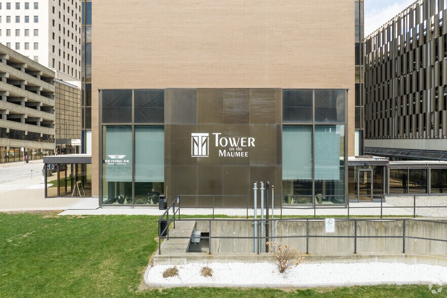 200 N Saint Clair St, Toledo, OH à louer - Photo de l’immeuble – Image 3 sur 41