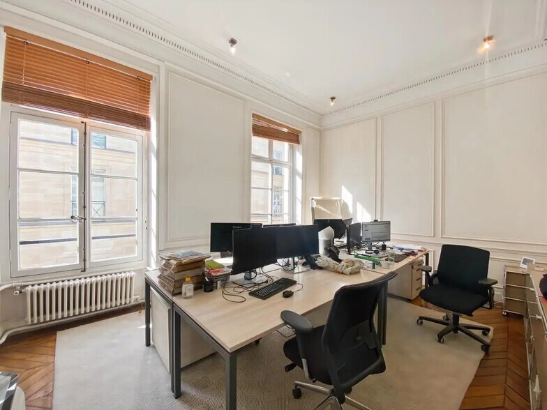 Bureau dans Paris à louer - Photo de l’immeuble – Image 3 sur 8